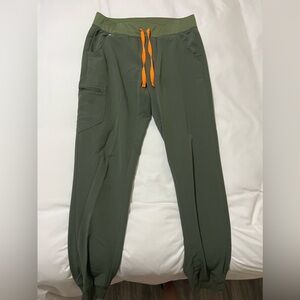 Figs brand Zamora style jogger pants. Size medium tall.